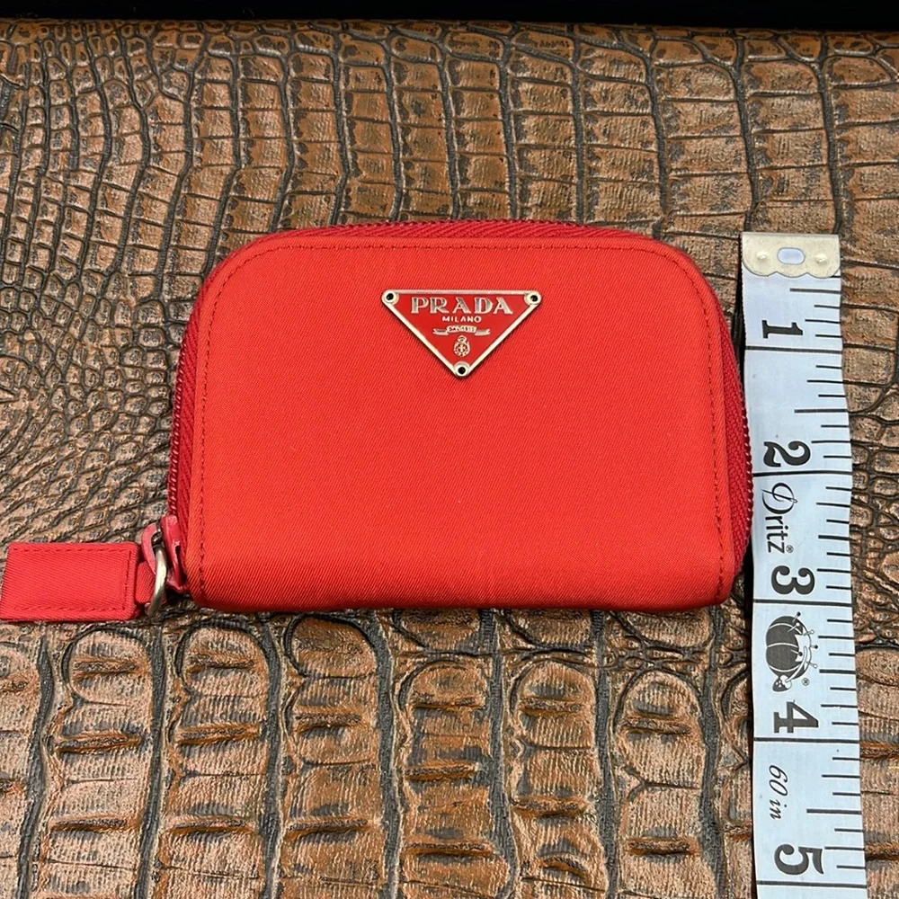 Prada Tessuto Red Zip Around Unisex Credit Card 💳 Holder - Picture 11 of 11